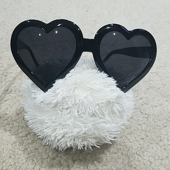T&J Designs Accessories - Heart Sunglasses